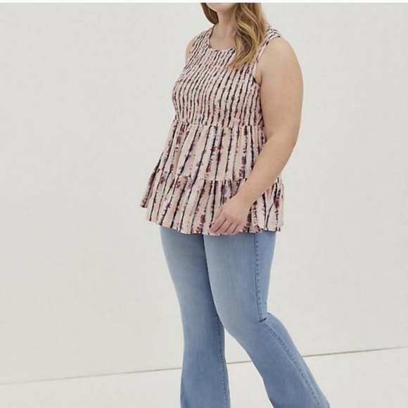 TORRID Trayon smocked baby doll top size 0 pink Sexy Summer Relaxed Fit Casual - Picture 2 of 8